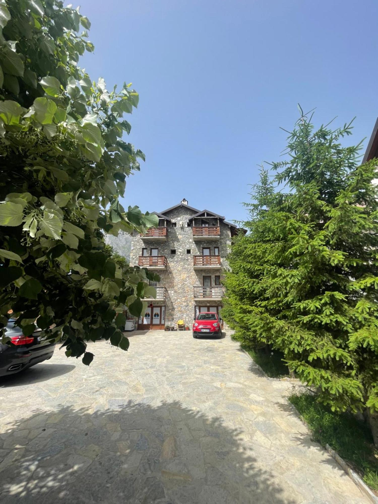 Natyra Balcony Hotel Валбона Екстериор снимка
